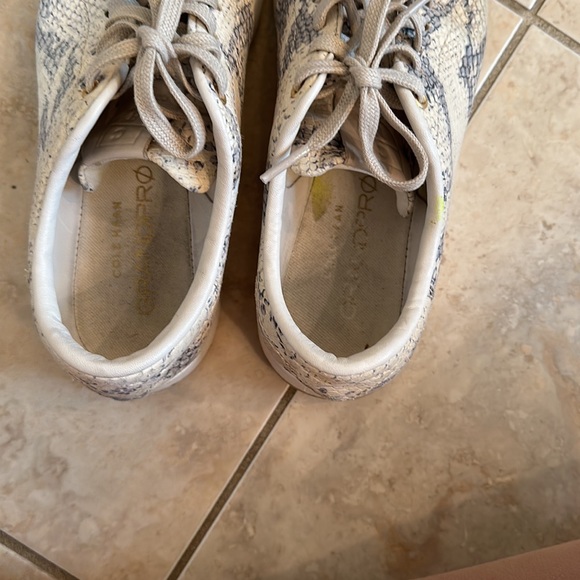 Cole haan grand pro snake print sneaker size 7.5 - Picture 4 of 5
